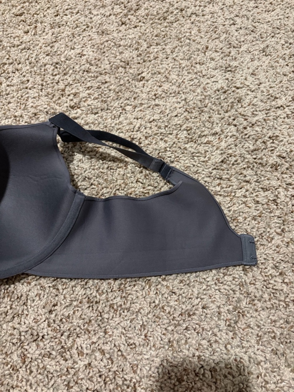 Vanity Fair Smooth Molded Bra in Charcoal - Picture 6 of 6